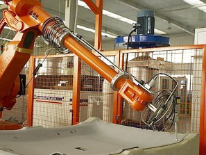 Application of Robot Cutting